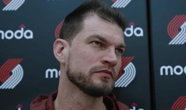 乐鱼app-斯普利特：满意开拓者现有阵容，对乐福刮目相看！