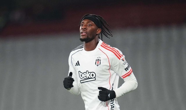 乐鱼-重返英超，英媒：维拉接近签下罗马中锋亚伯拉罕