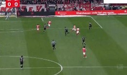 乐鱼-【德甲】萨内破门李在城双响 拜仁1比2客负美因茨