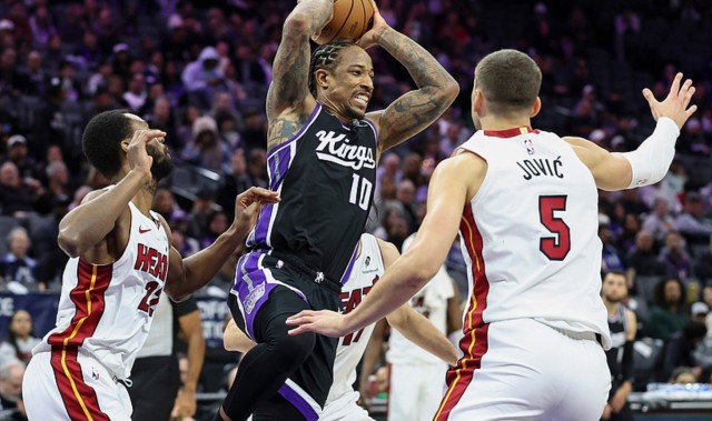 乐鱼app-西部排名又乱了：快船爆冷惨败，火箭高歌猛进，4队排名互换